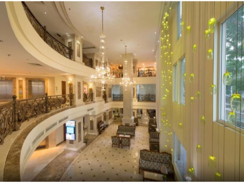 Grand Hotel Saigon 17