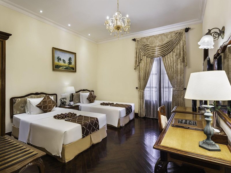 Grand Hotel Saigon 20