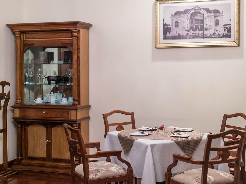 Grand Hotel Saigon 23