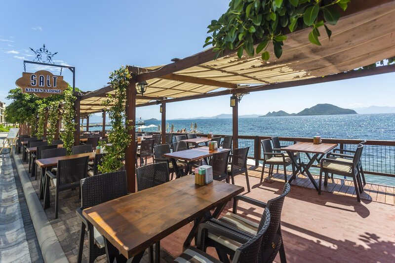 Maxsea Beach Hotel 17