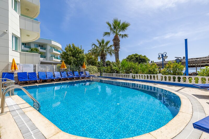 Maxsea Beach Hotel 7