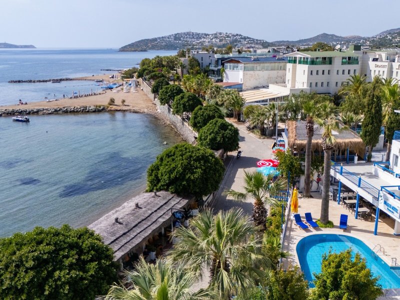 Tiana Moonlight Hotel  1