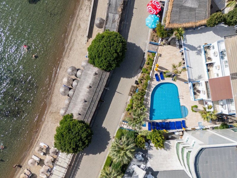 Tiana Moonlight Hotel  3