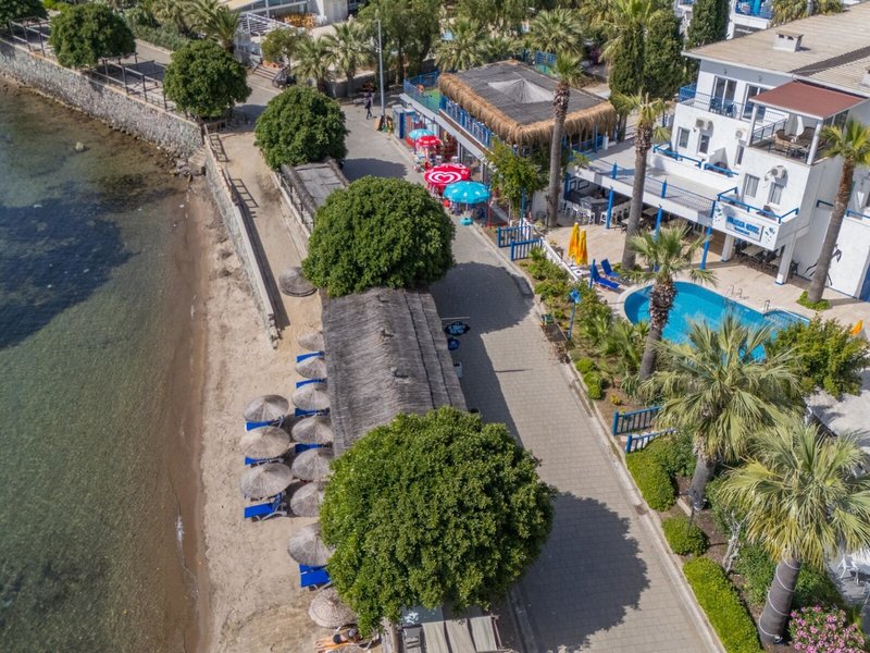 Tiana Moonlight Hotel  4