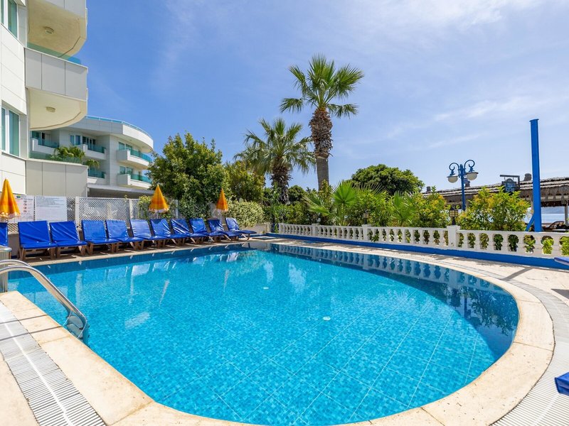 Tiana Moonlight Hotel  12