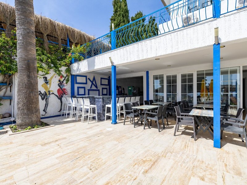 Tiana Moonlight Hotel  18