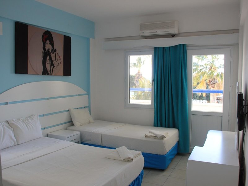 Tiana Moonlight Hotel  27