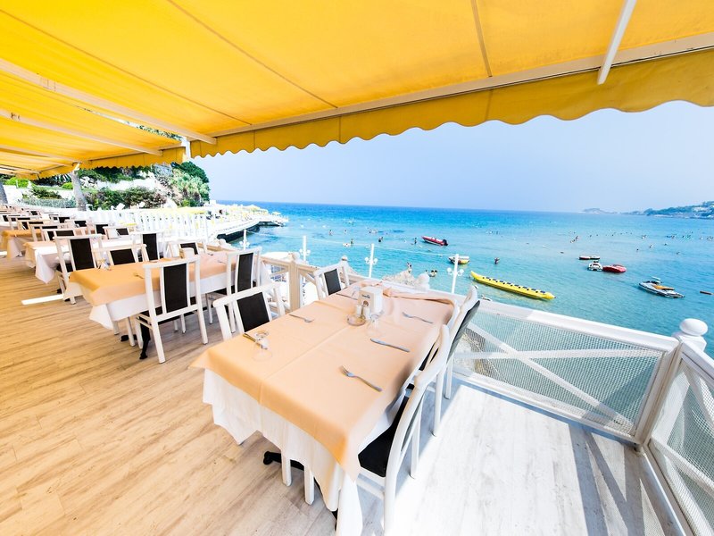 Marti Prime Beach Hotel 22