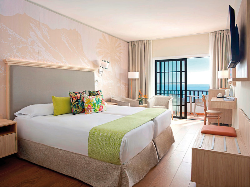 Hotel Jardin Tecina 21