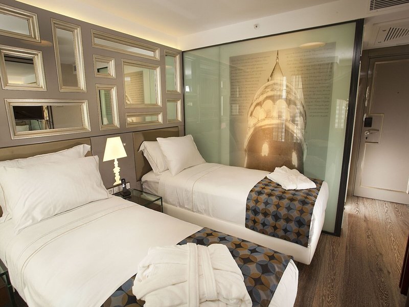La Villa Hotel 16