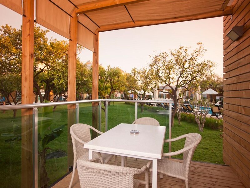 Green Garden Resort & Spa 12