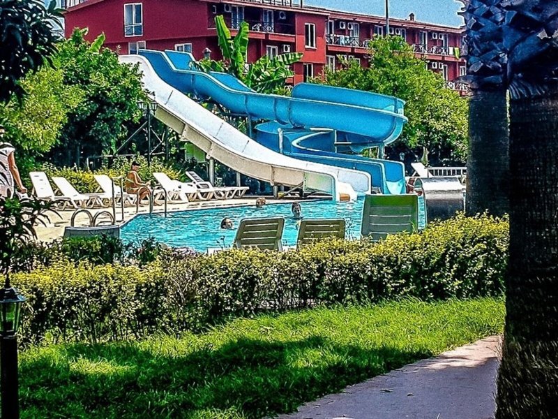 Belpoint Beach Hotel 5