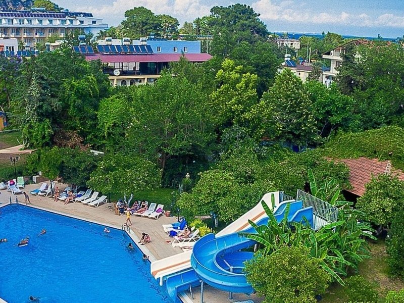 Belpoint Beach Hotel 12