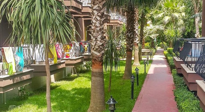 Belpoint Beach Hotel 3