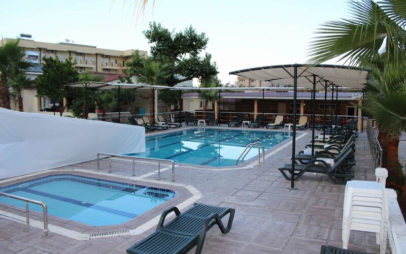 Castle Park Hotel 3