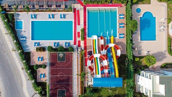 SunConnect Side Resort  5