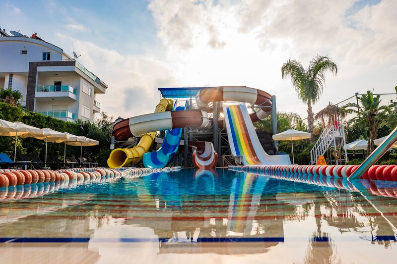 SunConnect Side Resort  7