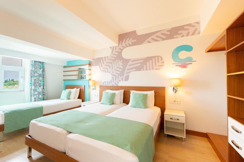 SunConnect Side Resort  12