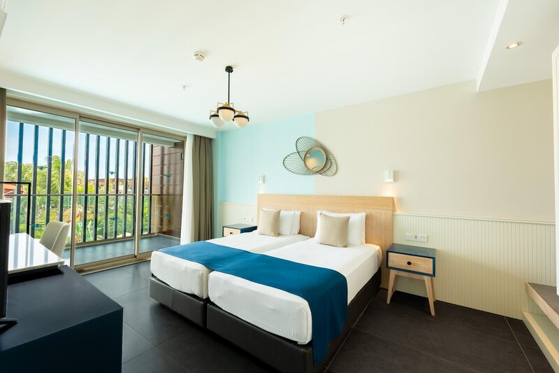 SunConnect Side Resort  39