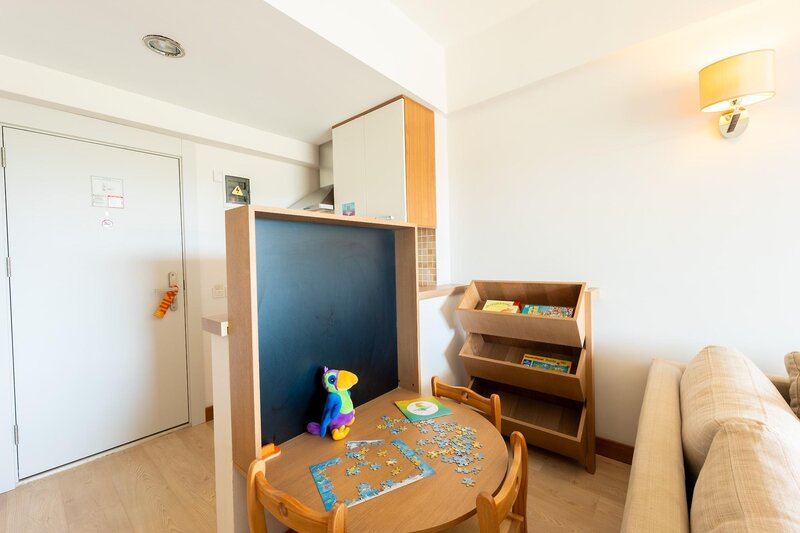 SunConnect Side Resort  42