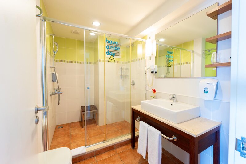 SunConnect Side Resort  48