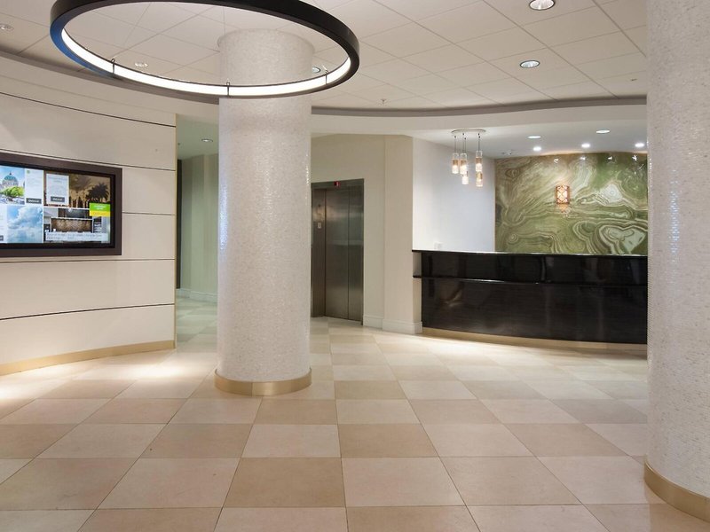 Courtyard Miami Coral Gables 10