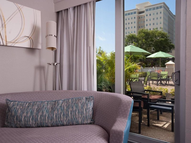Courtyard Miami Coral Gables 32