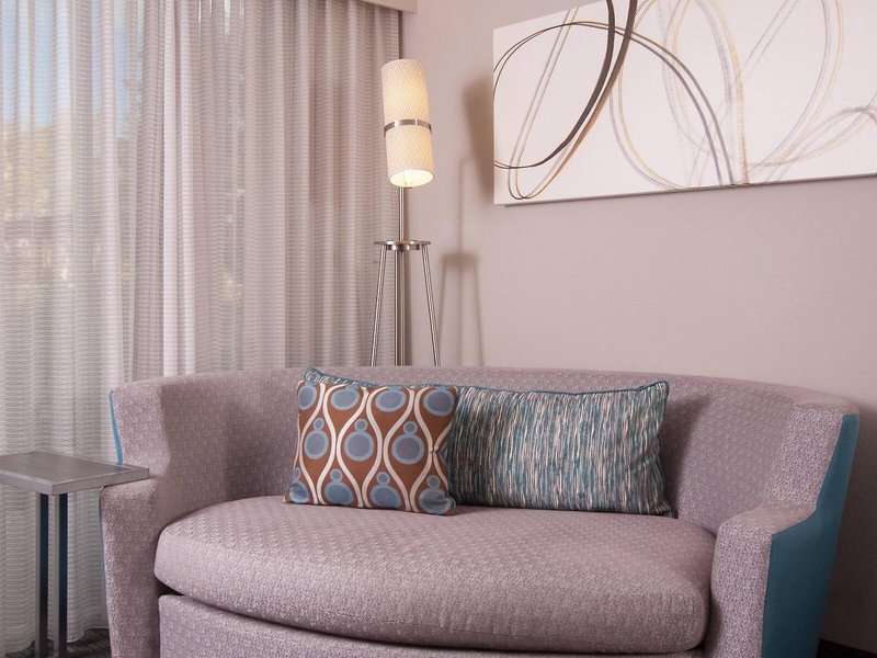 Courtyard Miami Coral Gables 33