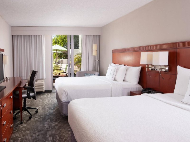 Courtyard Miami Coral Gables 37