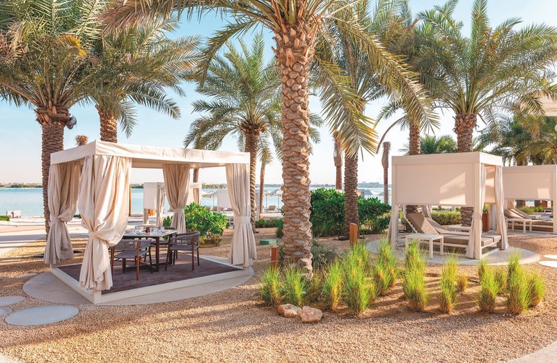 Armed Forces Officers Club & Hotel 21