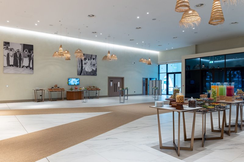 Armed Forces Officers Club & Hotel 9 - Lounge / Lobby