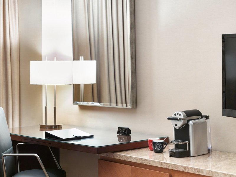 Swissôtel Al Ghurair 21 - Room Example