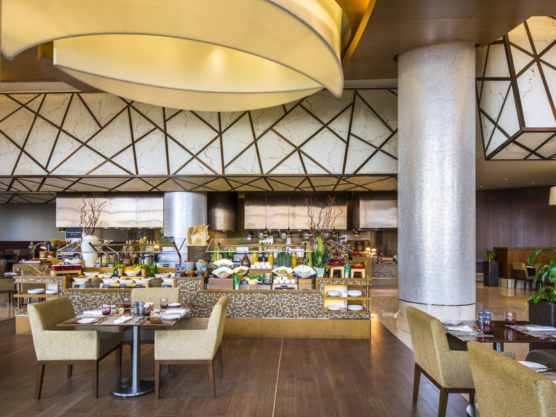 Swissotel Al Ghurair 10