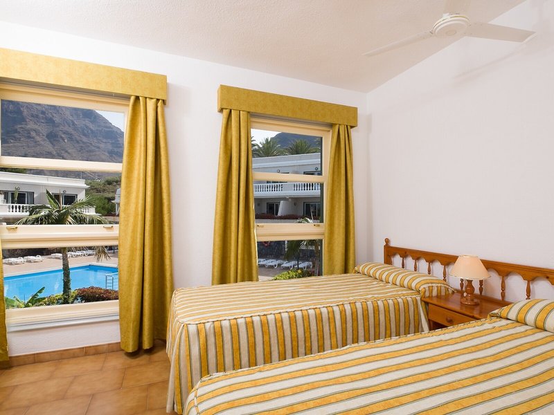 Apartamentos Charco del Conde 12