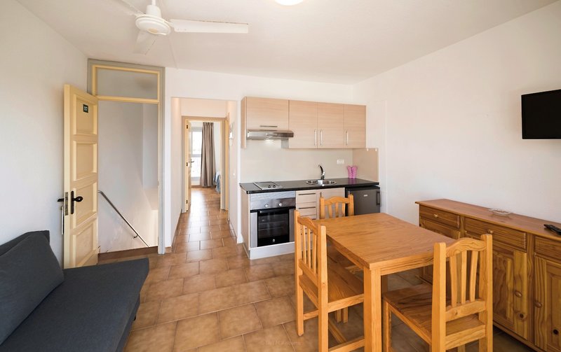 Apartamentos Charco del Conde 10