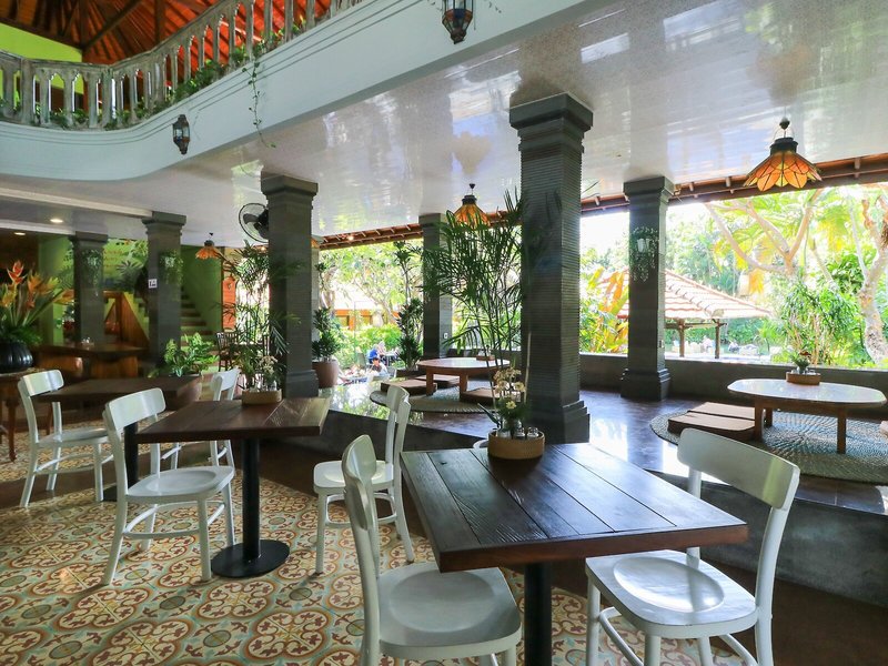 Three Brothers Inn 33