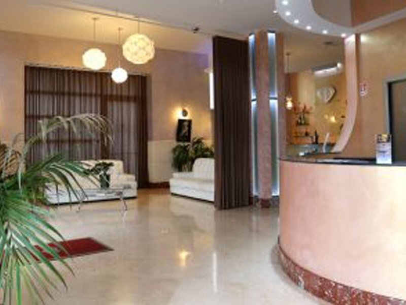 Diamond Hotel 3 - Lounge / Lobby