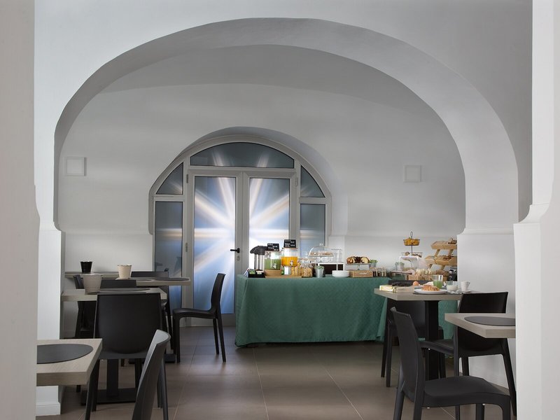 Diamond Hotel 9 - Restaurant