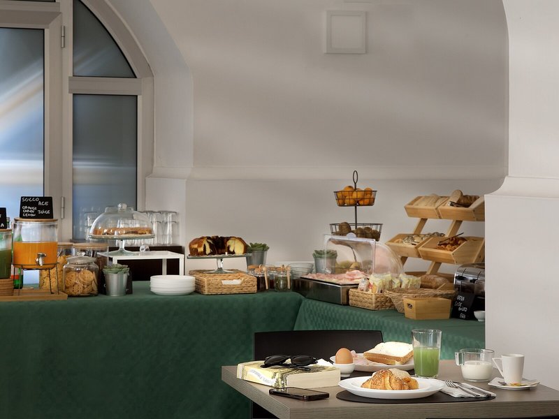 Diamond Hotel 10 - Restaurant