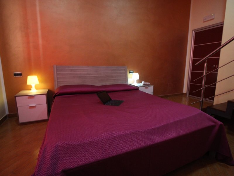 Diamond Hotel 47 - Room Example