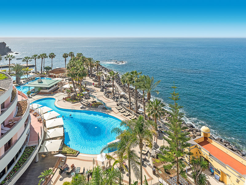 Royal Savoy Hotel 1