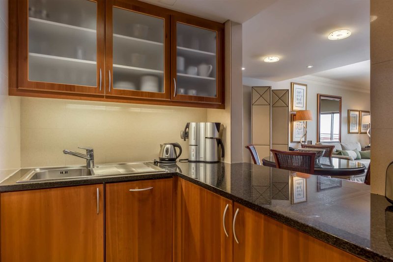 Royal Savoy Hotel 24