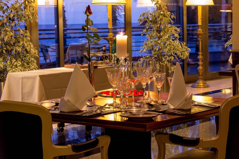 Royal Savoy Hotel 25