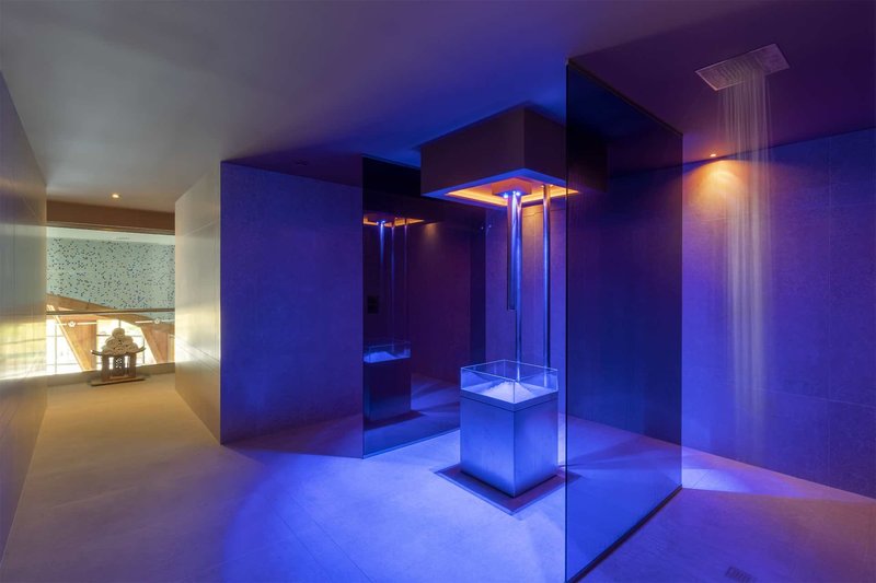 Royal Savoy Hotel 28