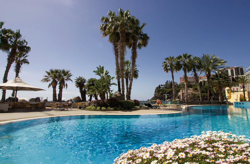 Royal Savoy Hotel 13