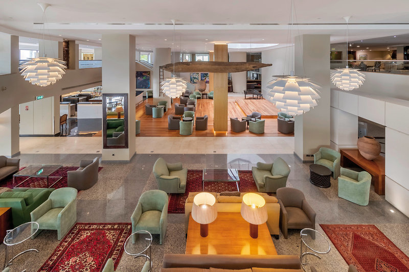 Royal Savoy Hotel 18