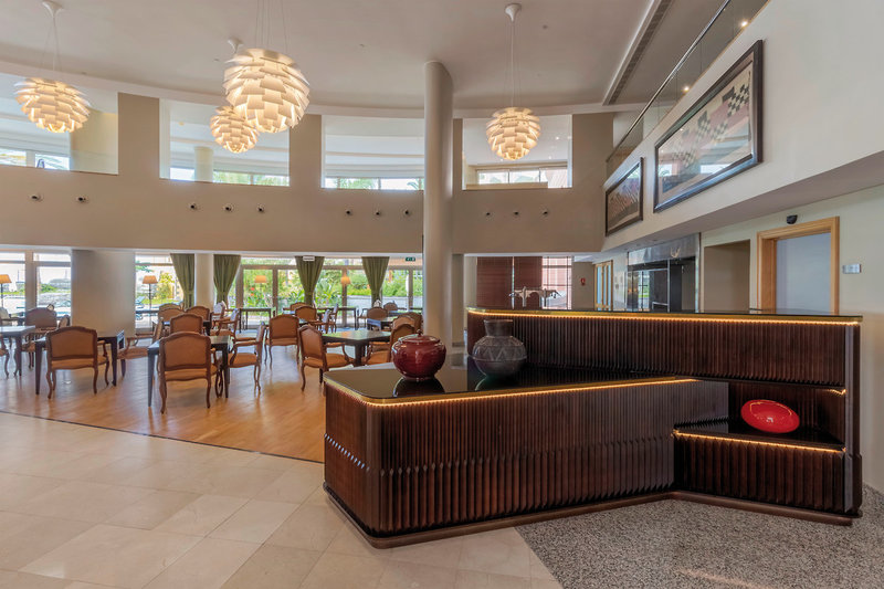 Royal Savoy Hotel 21