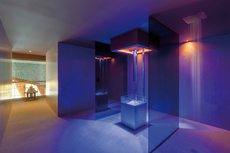 Royal Savoy Hotel 25