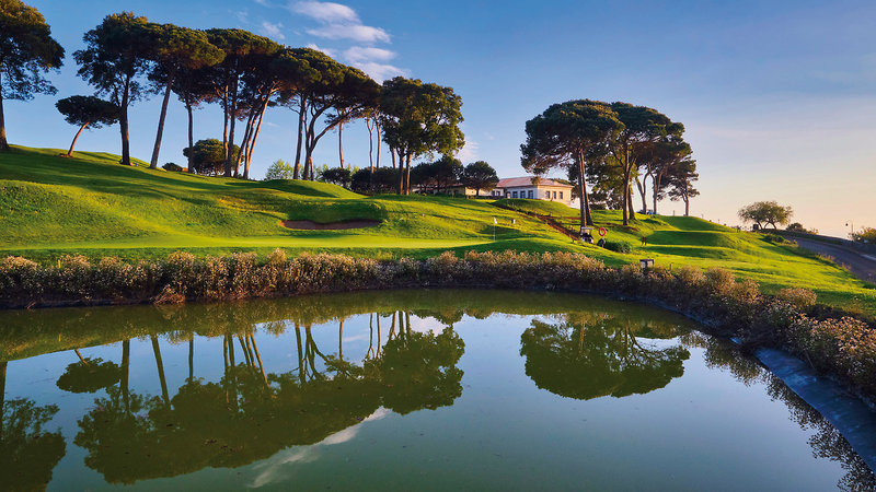 Royal Savoy Hotel 31