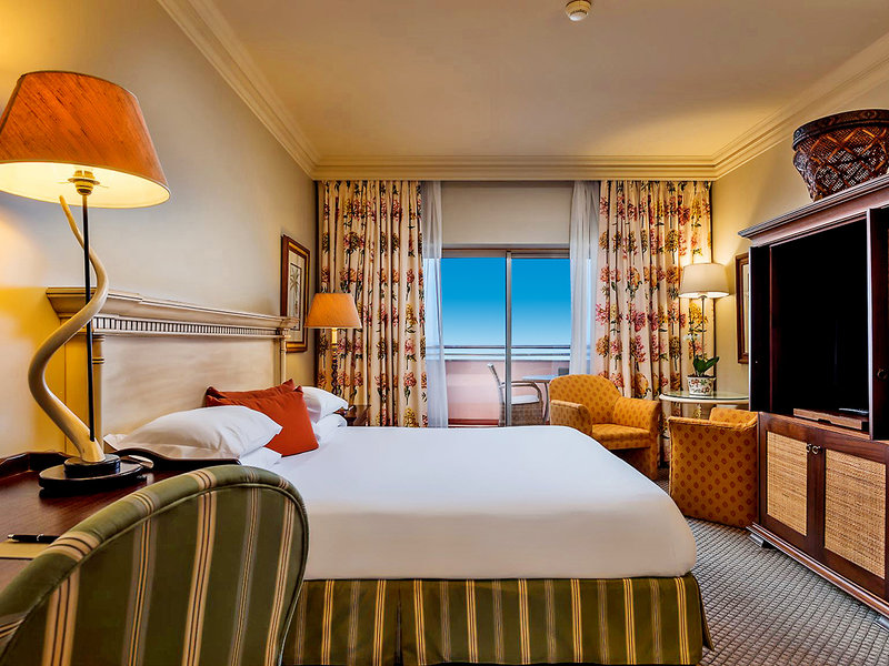 Royal Savoy Hotel 8